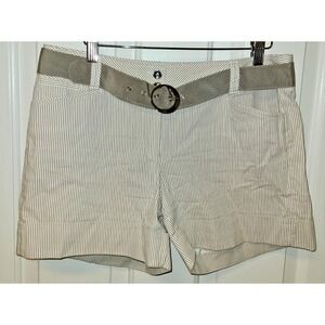 WHBM Size 8 Striped Shorts Cuffed 2 Belt White Tan Slit Pockets Stretchy